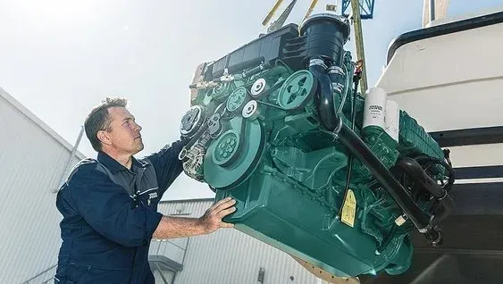 Motorer – Volvo Penta och Yamaha